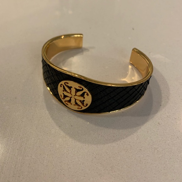 Rustic Cuff Python Embossed gold cuff bracelet - Picture 2 of 4